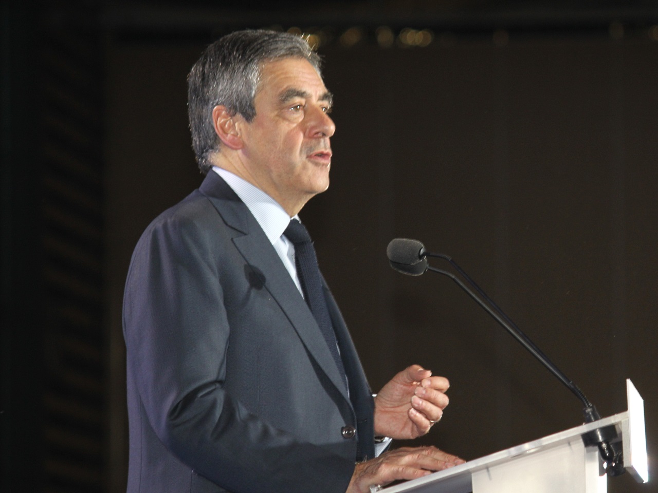 Pr Sidentielle Fran Ois Fillon En T Te Curis Au Mont Dor Officiel