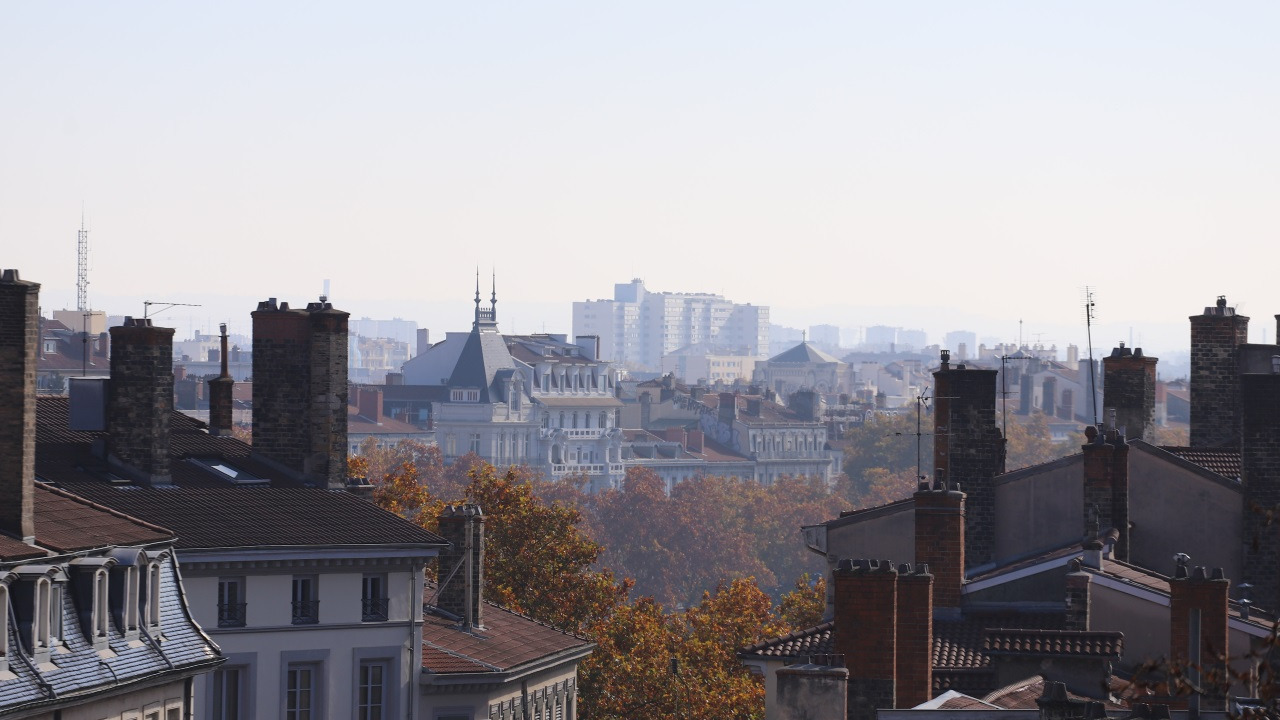 the Metropolis of Lyon largely shunned