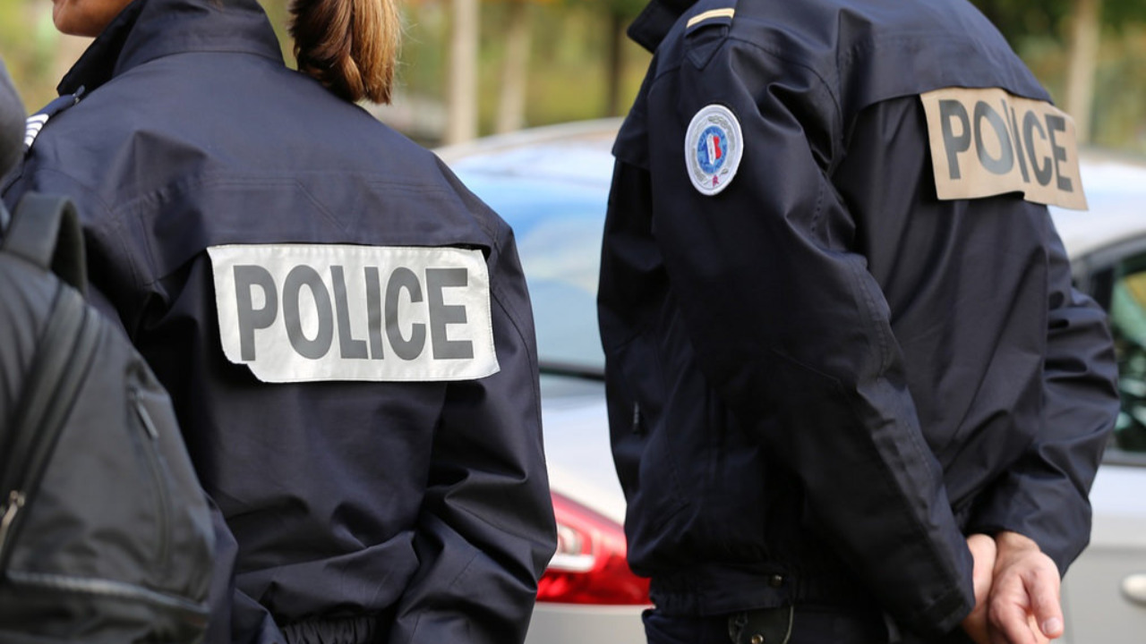 Près De 150 Policiers Manifestent à Lyon Contre Le Verdict De Viry ...