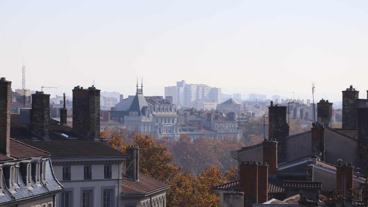 Un épisode De Pollution En Cours à Lyon, Le Niveau "Information ...