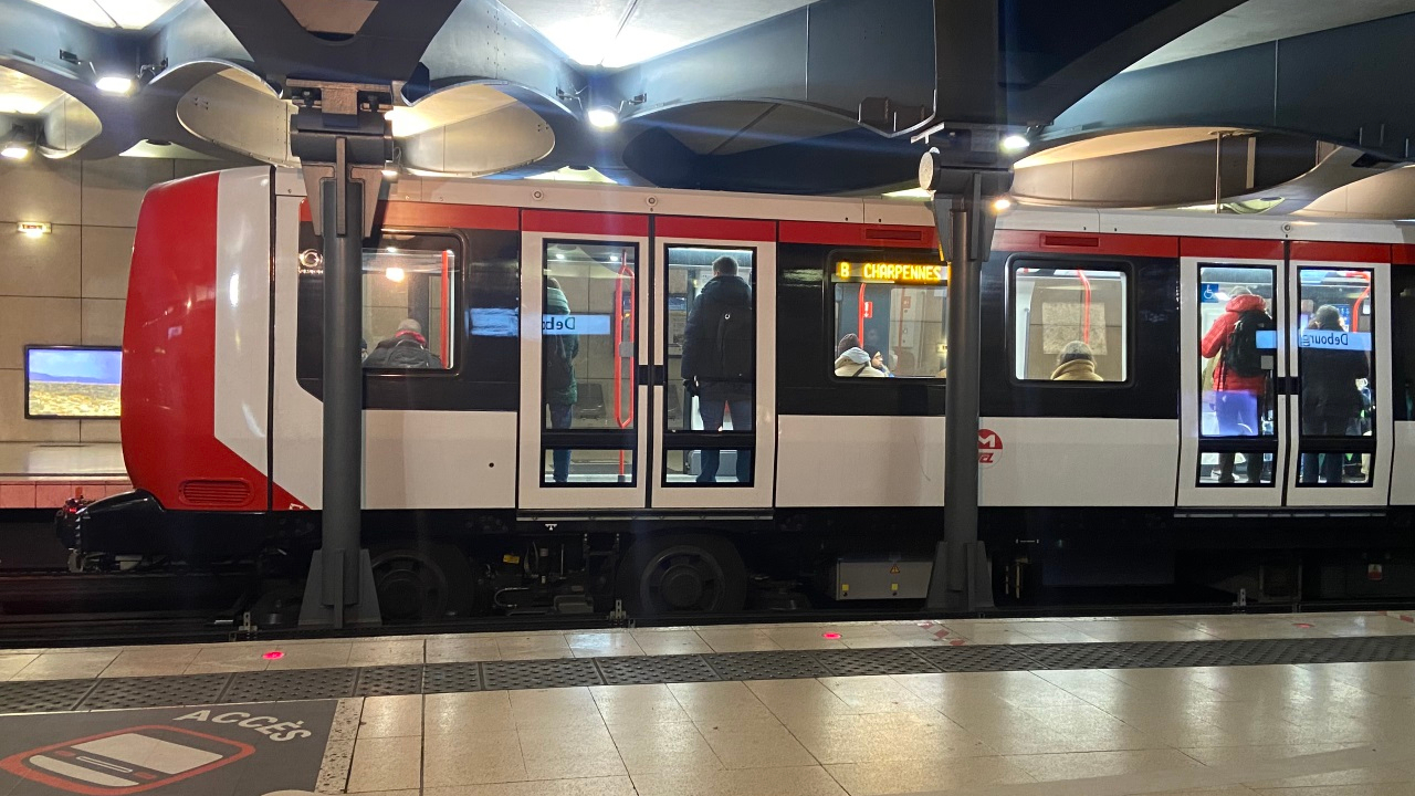 Panne De La Ligne B Du Métro Ce Jeudi : La Faute à Un Câble électrique ...