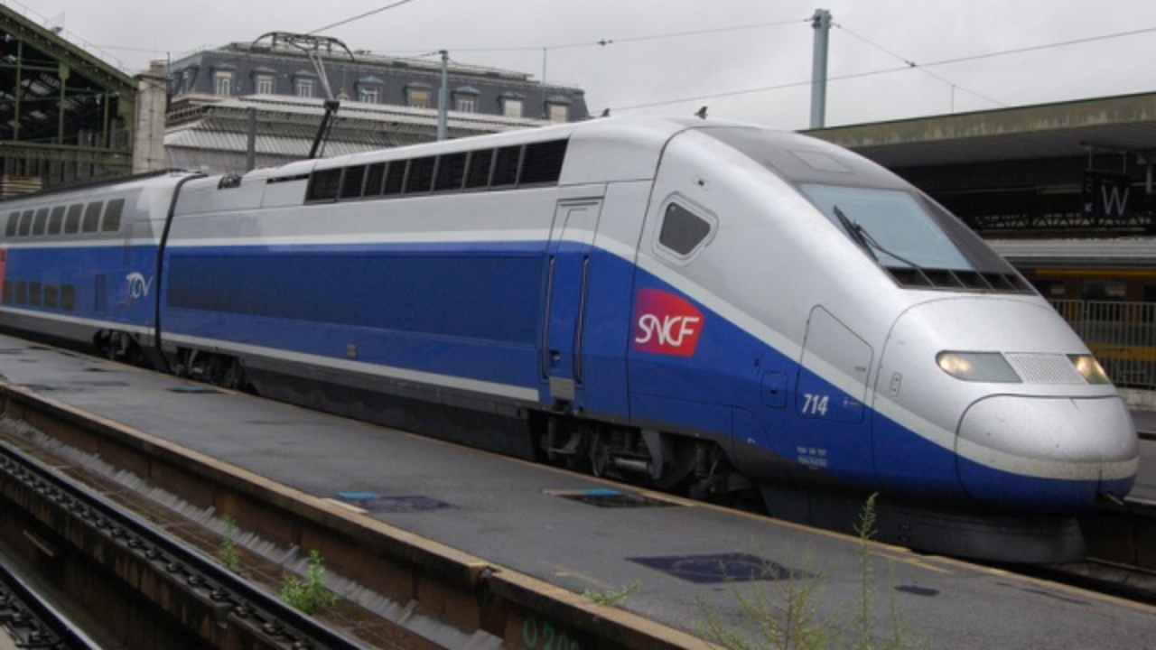 "Attaque massive pour paralyser le réseau" des TGV : des retards ce vendredi à Lyon