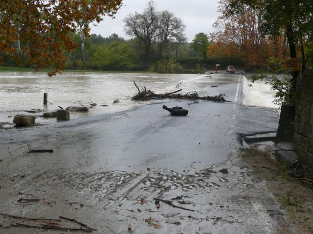 Inondations Dans Le Rhône : La Ville De Givors Particulièrement Touchée