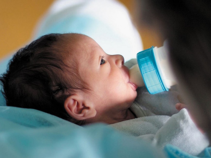 Mystere Des Bebes Sans Bras Dans L Ain Laurent Wauquiez Reclame Une Expertise